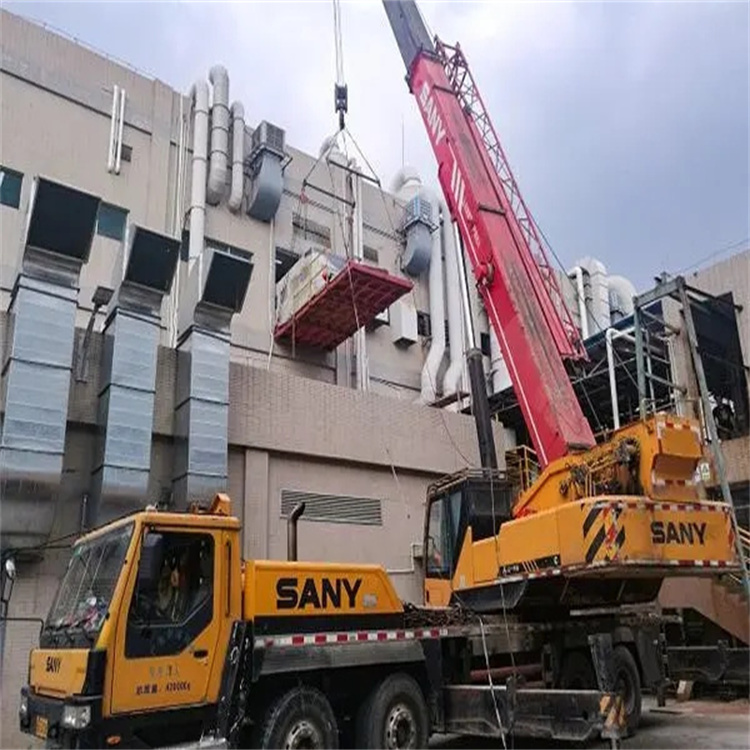 安龙租赁大型汽车吊，助力工程项目高效进行