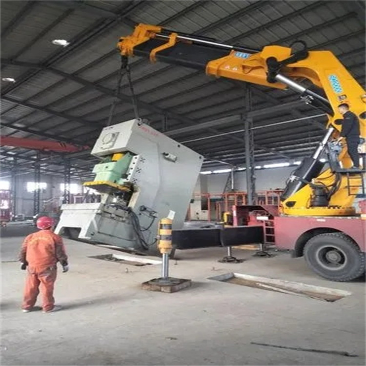 安龙80吨折臂吊车出租附近电话